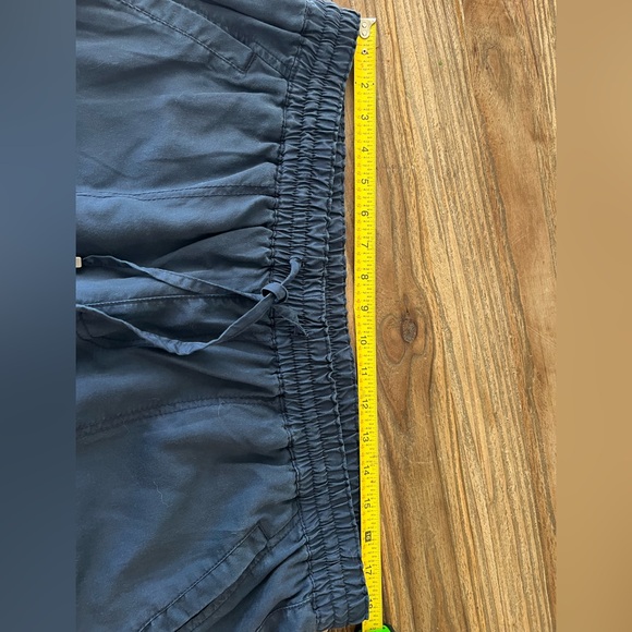 Lane Bryant Navy Blue Cargo Capris - Picture 5 of 5